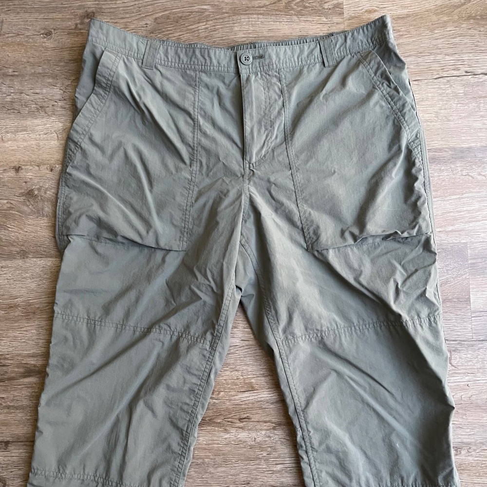 REI Co-op Cargo Hiking Pants Mens 40x32 Grey Sahara Nylon Outdoor Gorpcore - Picture 12 of 12